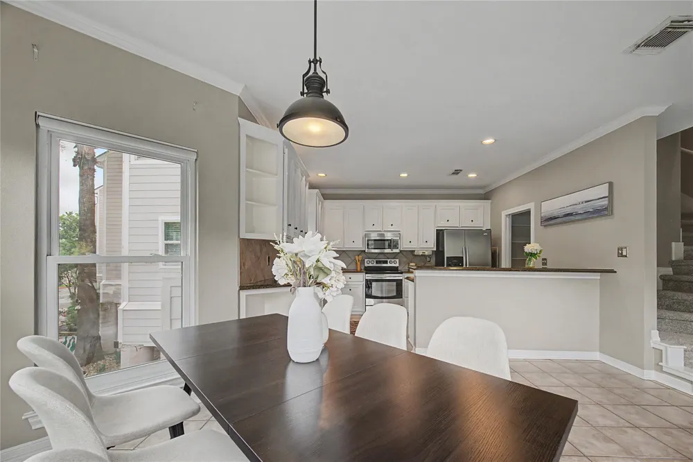 3663 Nasa Parkway #708 Seabrook, TX 77586