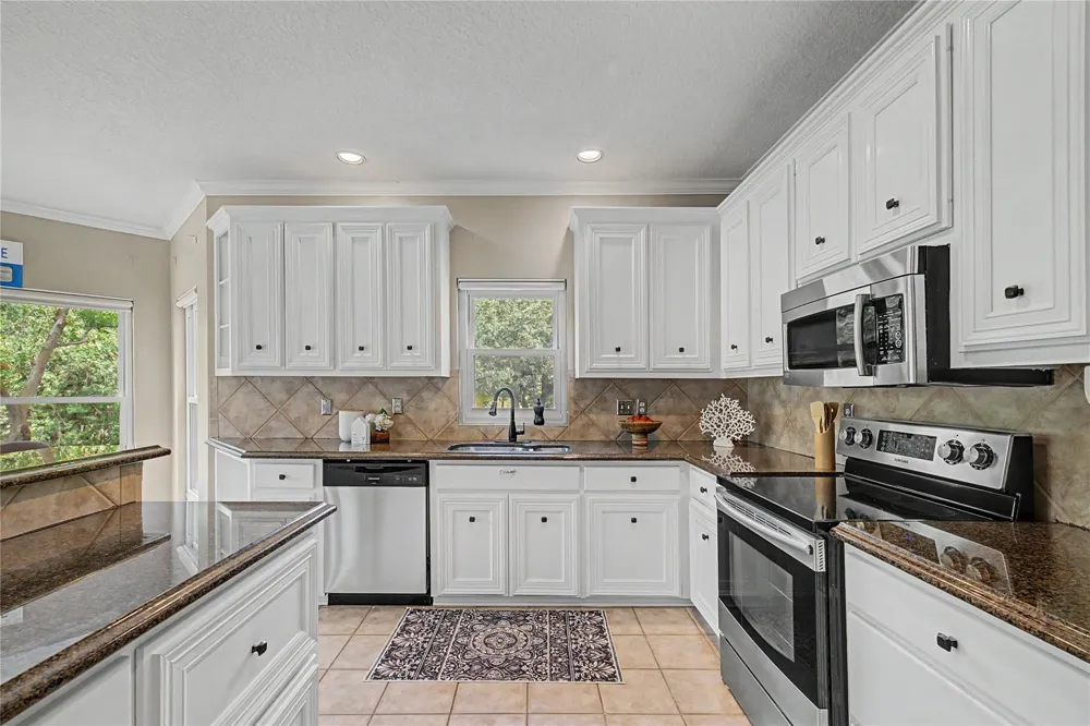 3663 Nasa Parkway #708 Seabrook, TX 77586