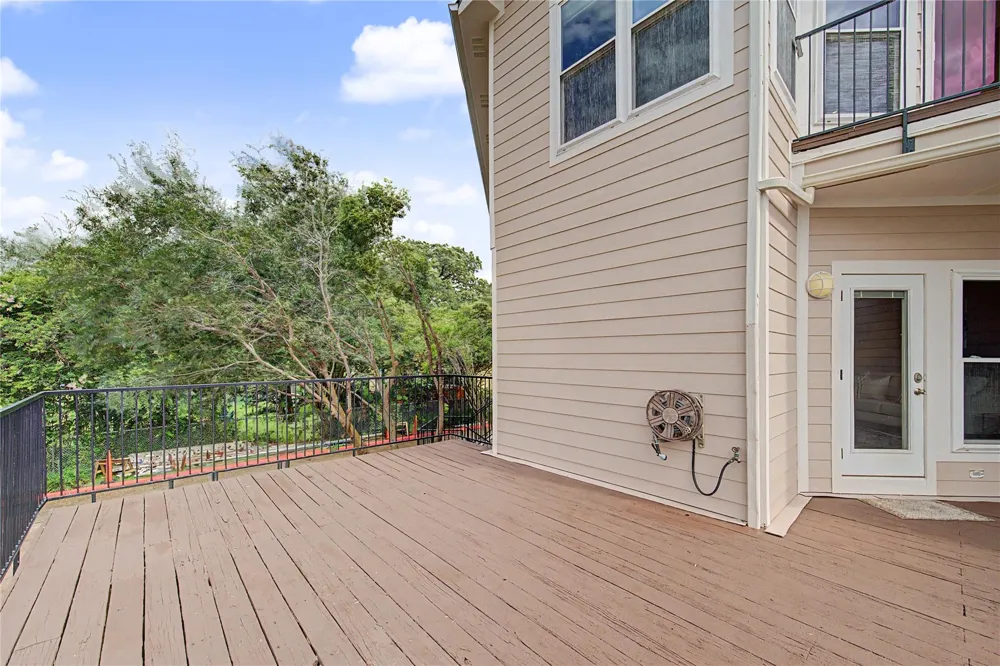 3663 Nasa Parkway #708 Seabrook, TX 77586