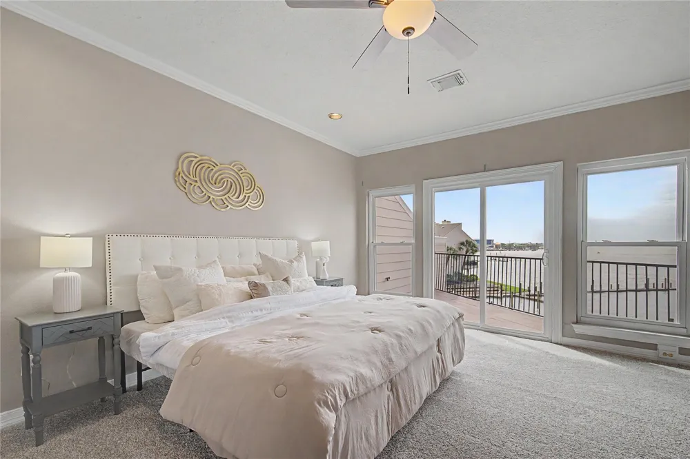 3663 Nasa Parkway #708 Seabrook, TX 77586
