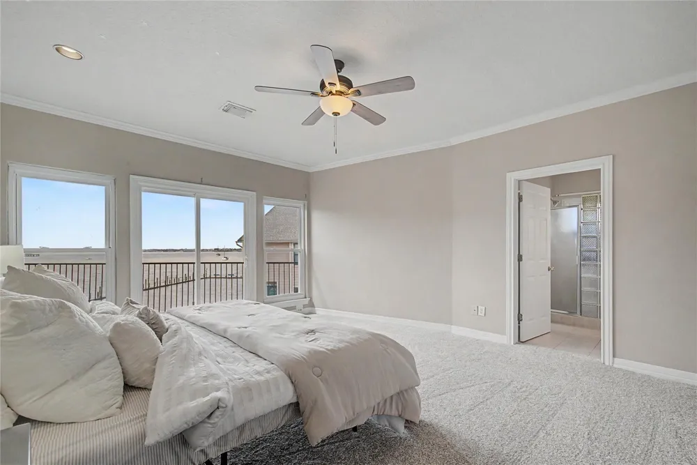 3663 Nasa Parkway #708 Seabrook, TX 77586