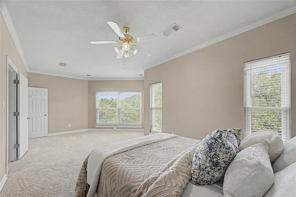 3663 Nasa Parkway #708 Seabrook, TX 77586