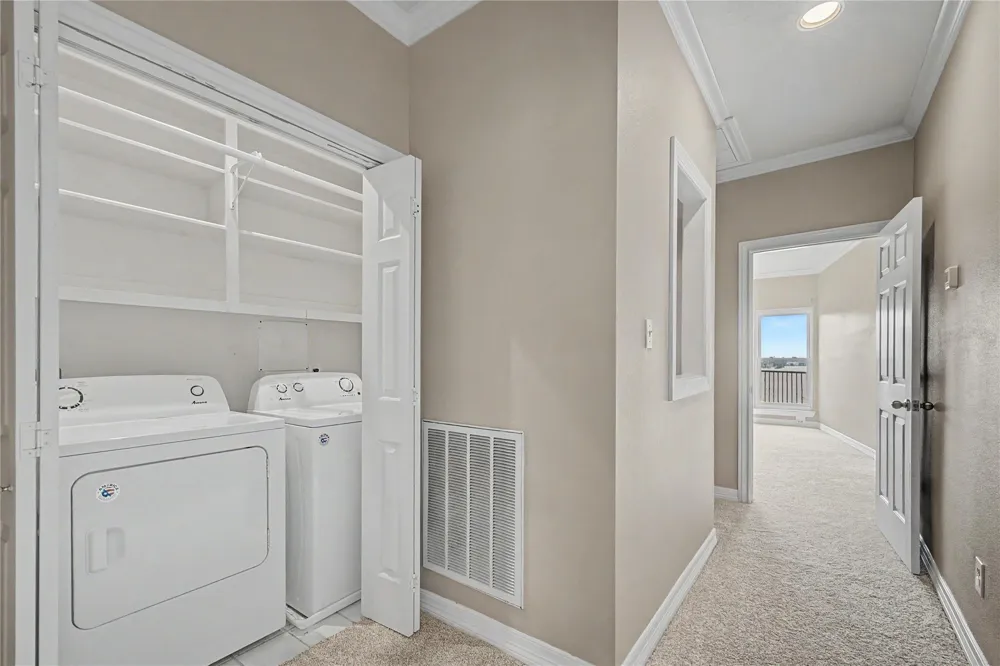 3663 Nasa Parkway #708 Seabrook, TX 77586