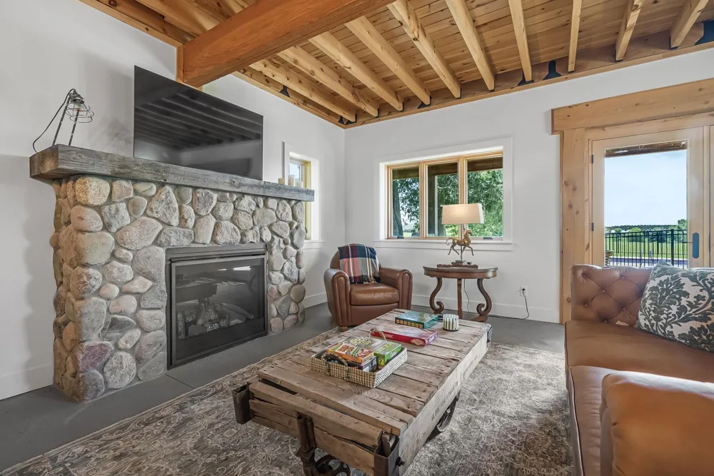 6801 Secor Road Long Lake Township, MI 49685