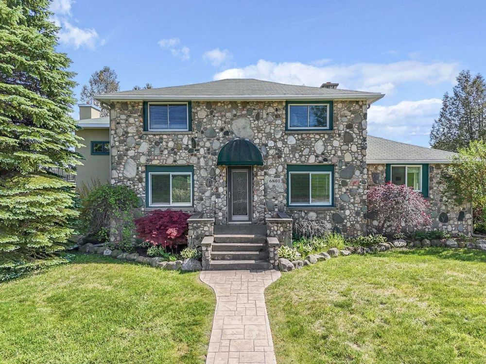 6801 Secor Road Long Lake Township, MI 49685