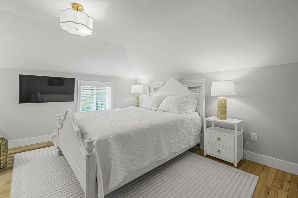 6801 Secor Road Long Lake Township, MI 49685