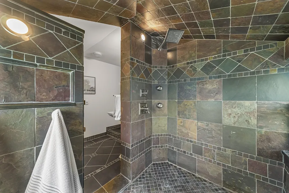 6801 Secor Road Long Lake Township, MI 49685