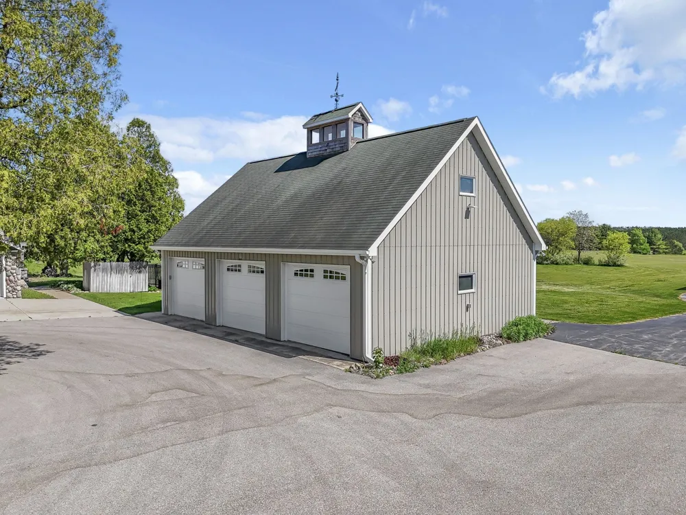 6801 Secor Road Long Lake Township, MI 49685