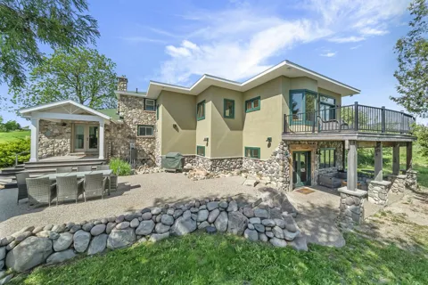 6801 Secor Road