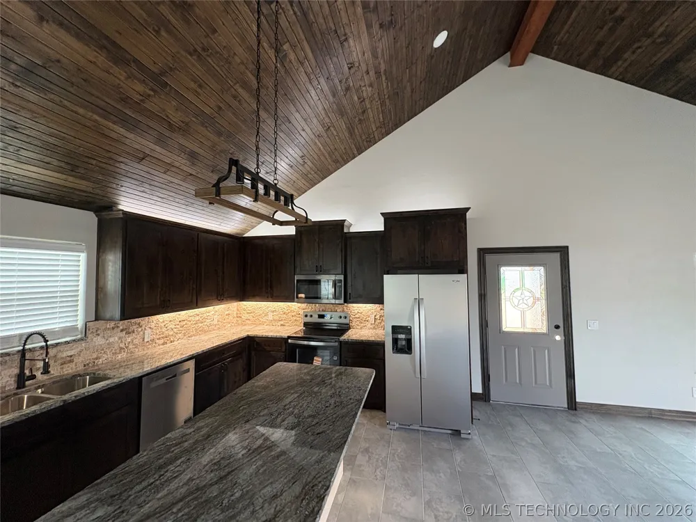 11913 Sandy Acres Trail Kingston, OK 73439