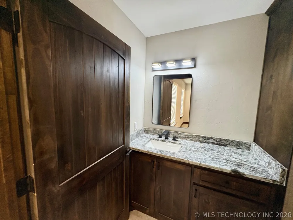 11913 Sandy Acres Trail Kingston, OK 73439