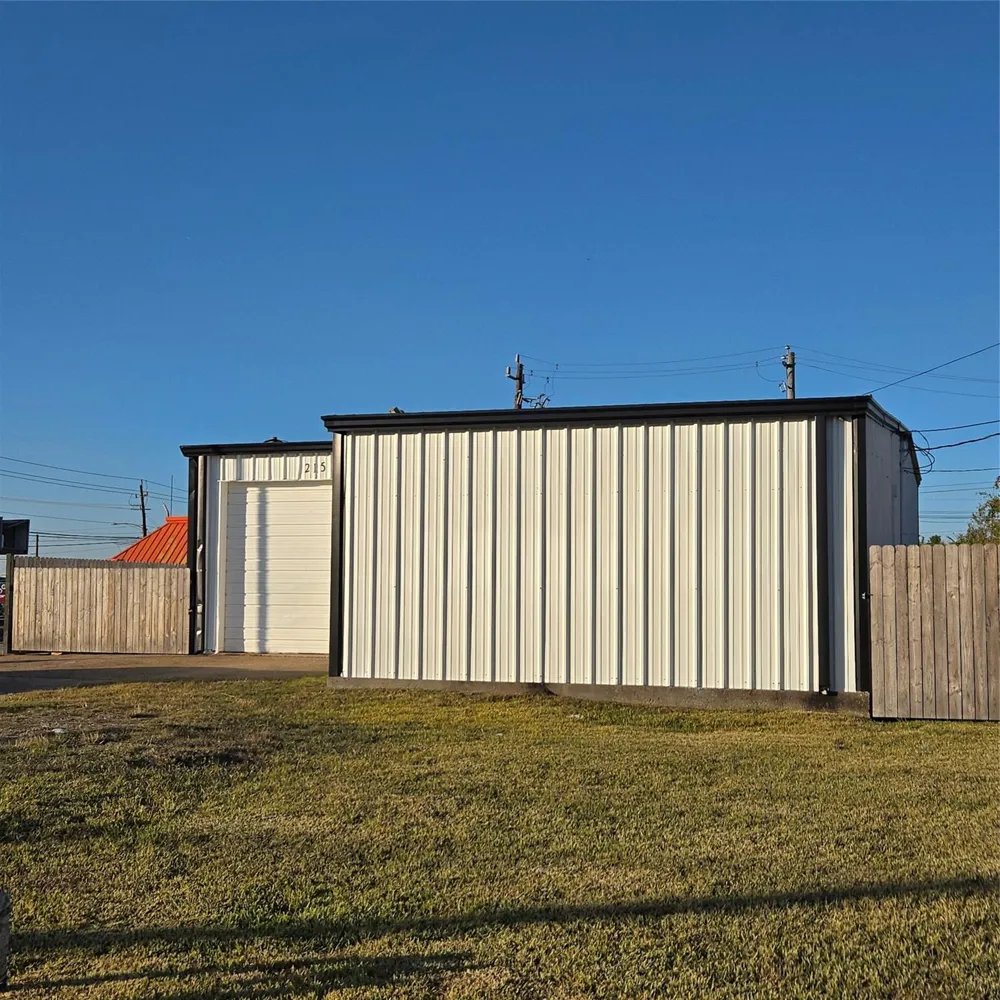 215 Fresa Road Pasadena, TX 77502
