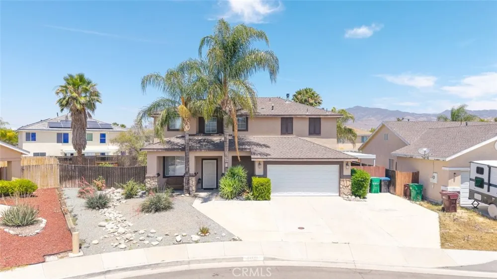 24861 Loire Court Hemet, CA 92544