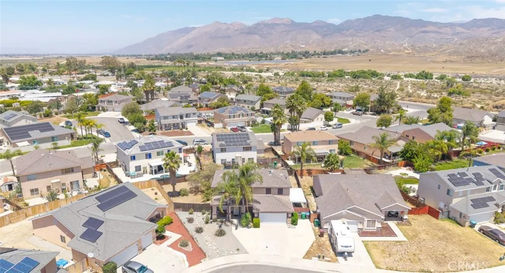 24861 Loire Court Hemet, CA 92544