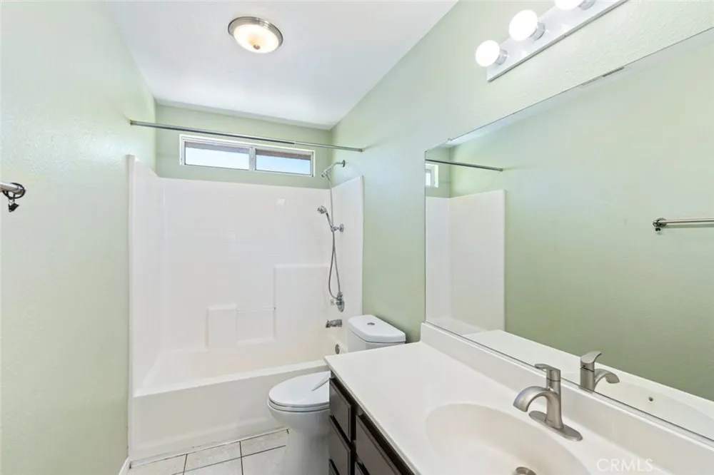24861 Loire Court Hemet, CA 92544