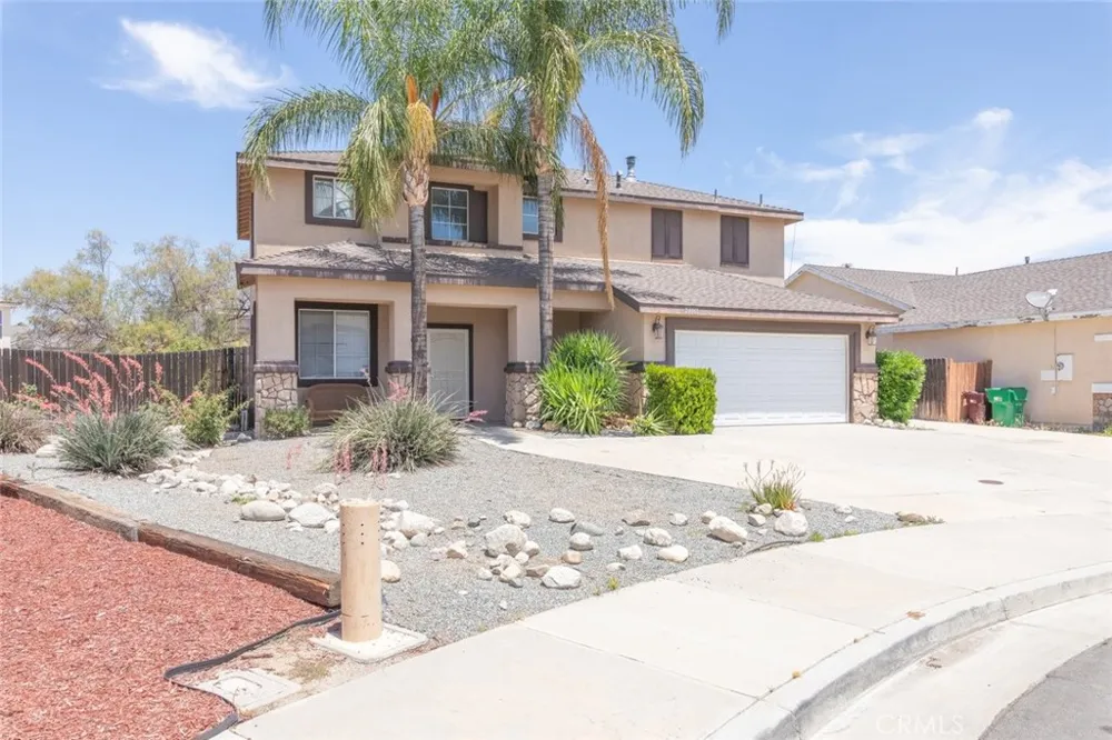 24861 Loire Court Hemet, CA 92544