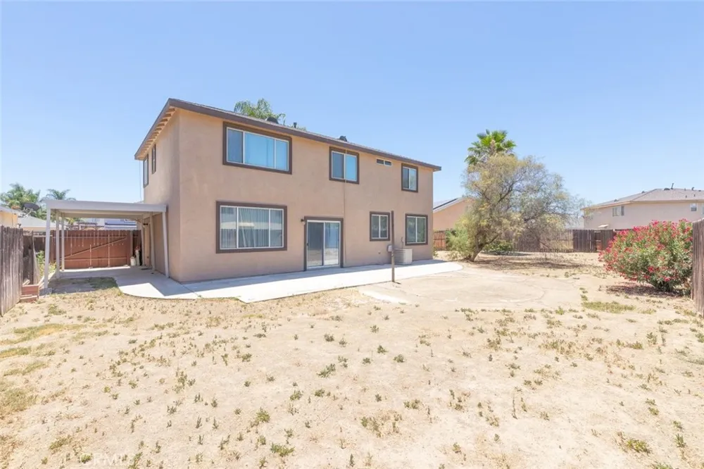 24861 Loire Court Hemet, CA 92544