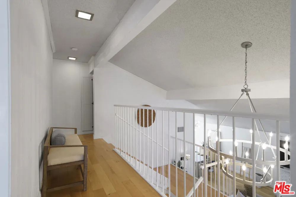 7618 Maynard Avenue West Hills, CA 91304