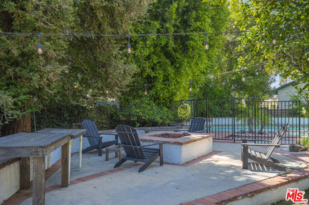 7618 Maynard Avenue West Hills, CA 91304
