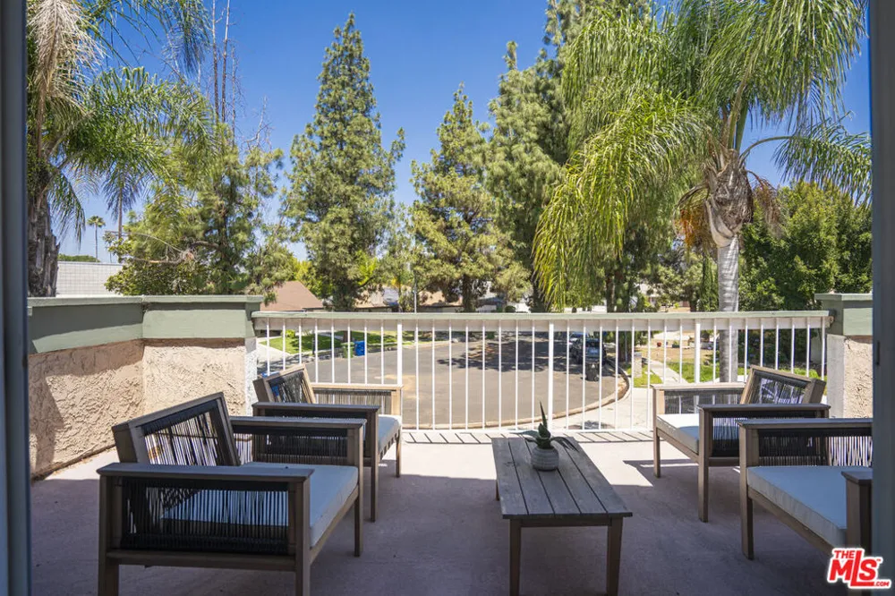 7618 Maynard Avenue West Hills, CA 91304