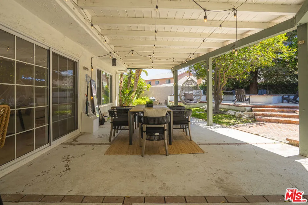 7618 Maynard Avenue West Hills, CA 91304