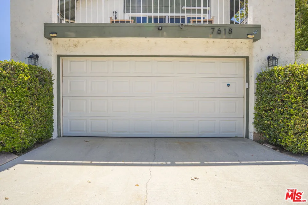 7618 Maynard Avenue West Hills, CA 91304