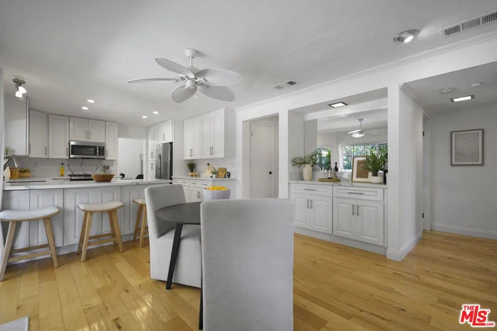 7618 Maynard Avenue West Hills, CA 91304