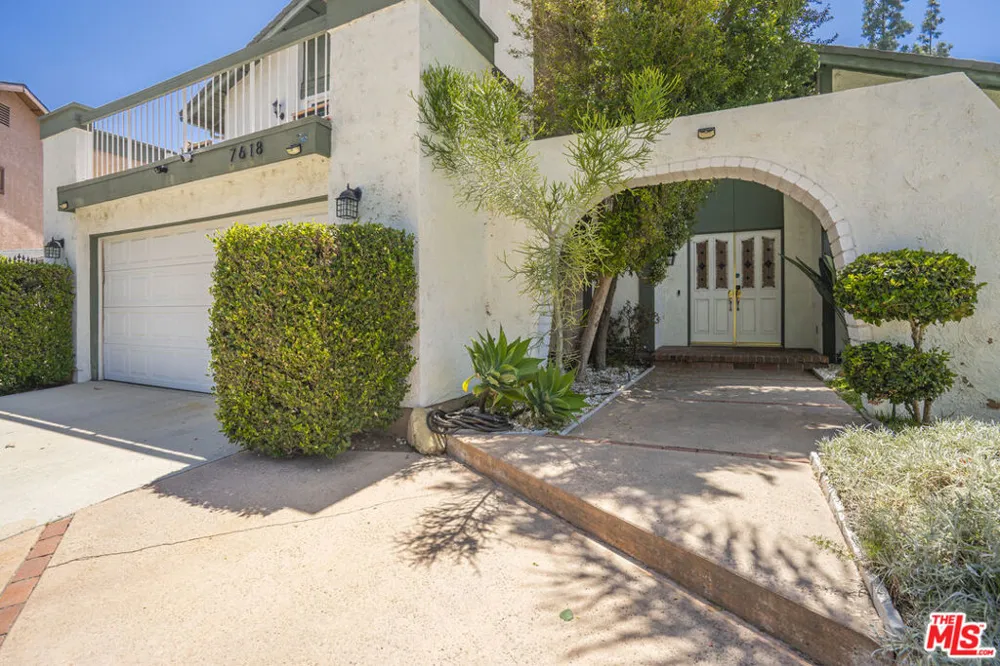 7618 Maynard Avenue West Hills, CA 91304