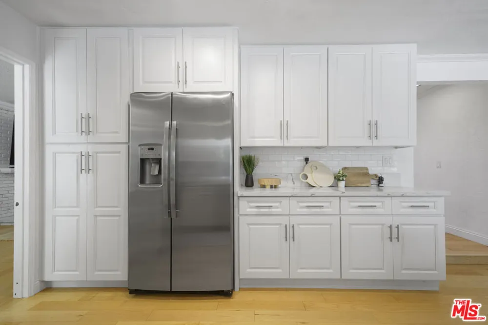 7618 Maynard Avenue West Hills, CA 91304