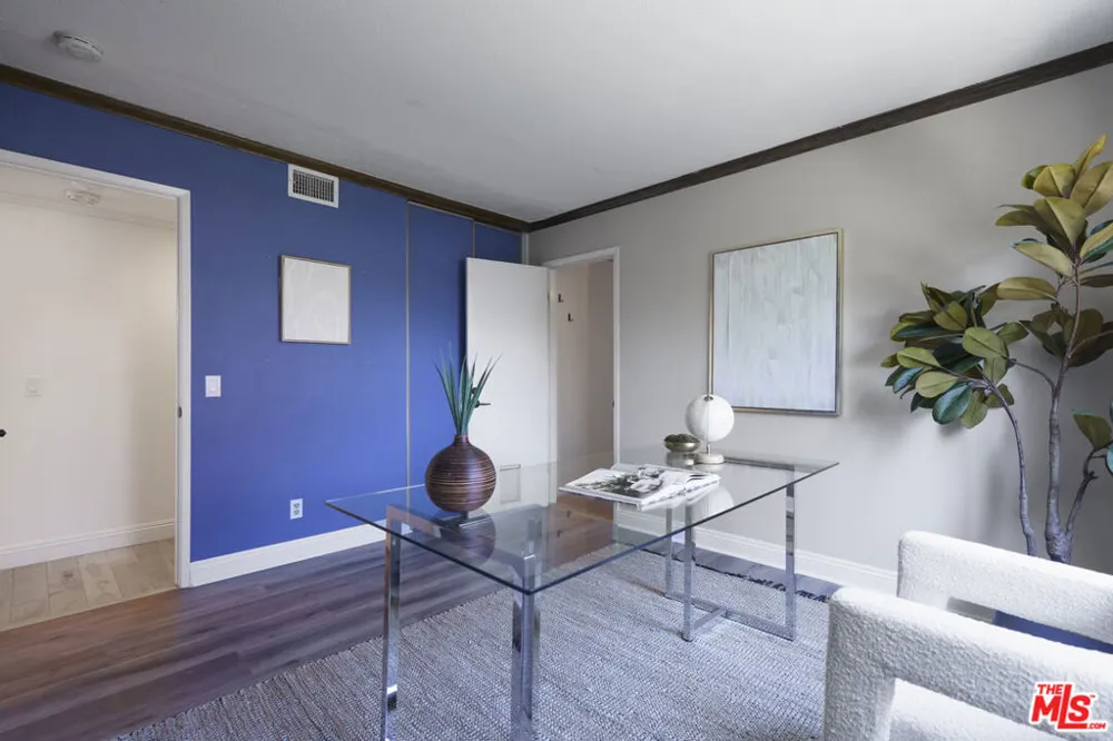 7618 Maynard Avenue West Hills, CA 91304