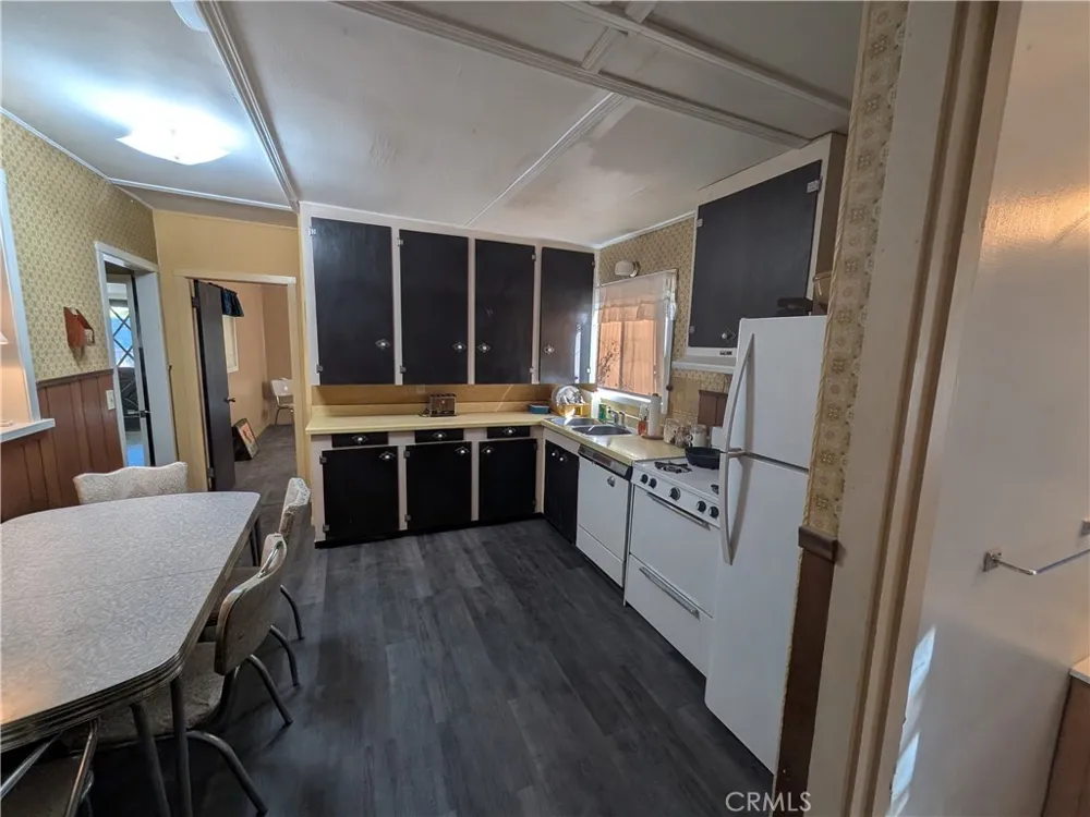 6304 6th Lucerne, CA 95458