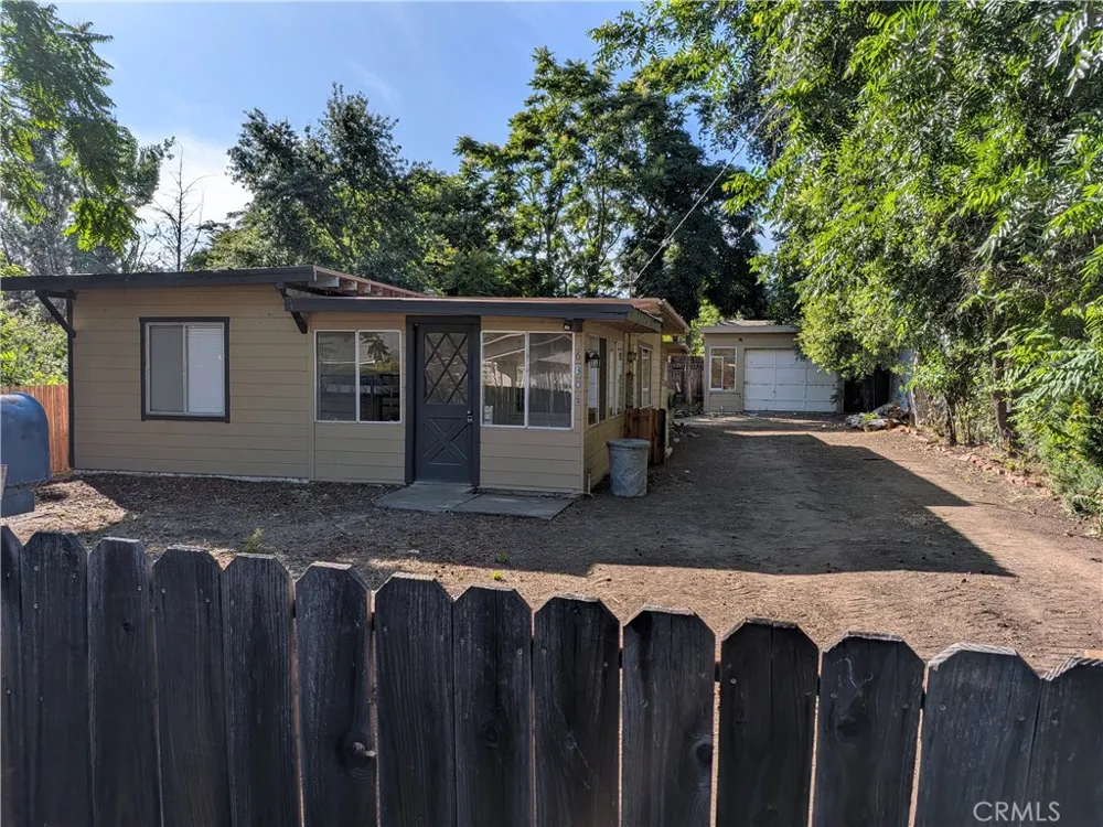 6304 6th Lucerne, CA 95458