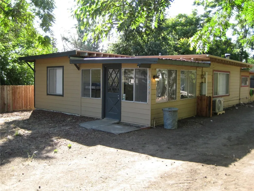 6304 6th Lucerne, CA 95458