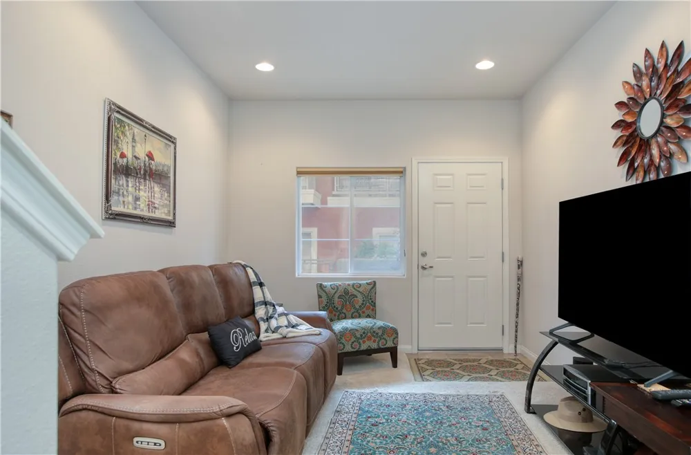 864 Lawrence San Luis Obispo, CA 93401