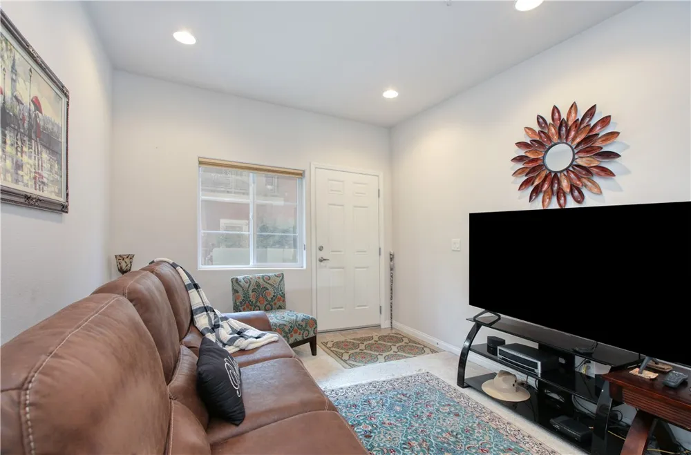 864 Lawrence San Luis Obispo, CA 93401