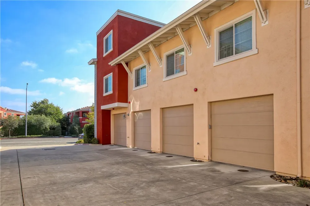 864 Lawrence San Luis Obispo, CA 93401