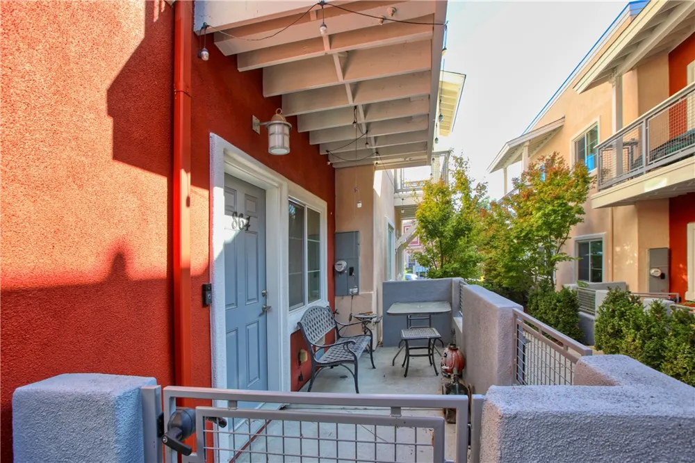 864 Lawrence San Luis Obispo, CA 93401