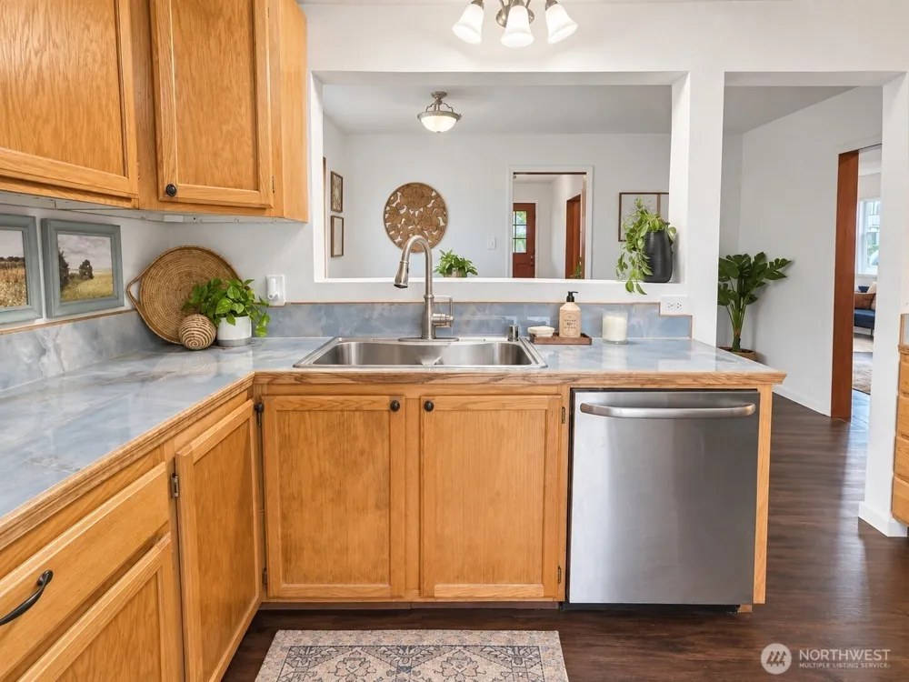 408 F STREET Cosmopolis, WA 98537