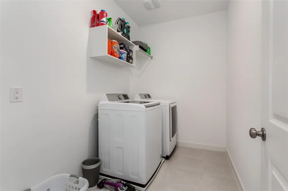 4881 Ellie Lane Fairview, TX 75069