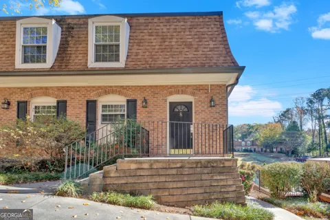 1261 Lavista RD NE