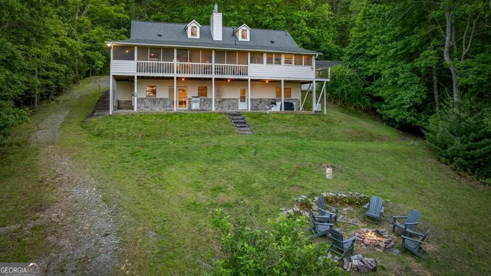 760 River Bend LN Blue Ridge, GA 30513