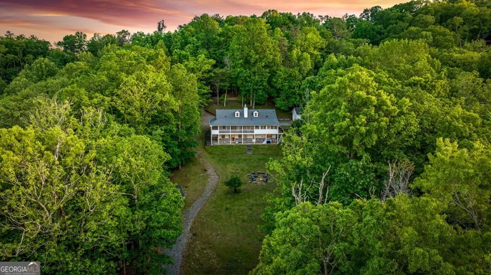 760 River Bend LN Blue Ridge, GA 30513