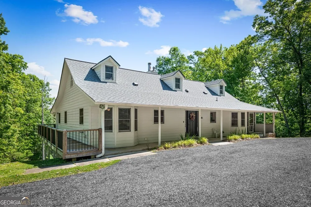 760 River Bend LN Blue Ridge, GA 30513