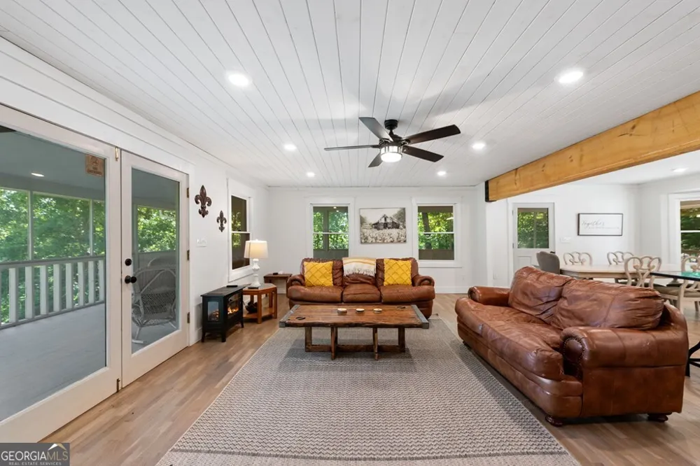 760 River Bend LN Blue Ridge, GA 30513