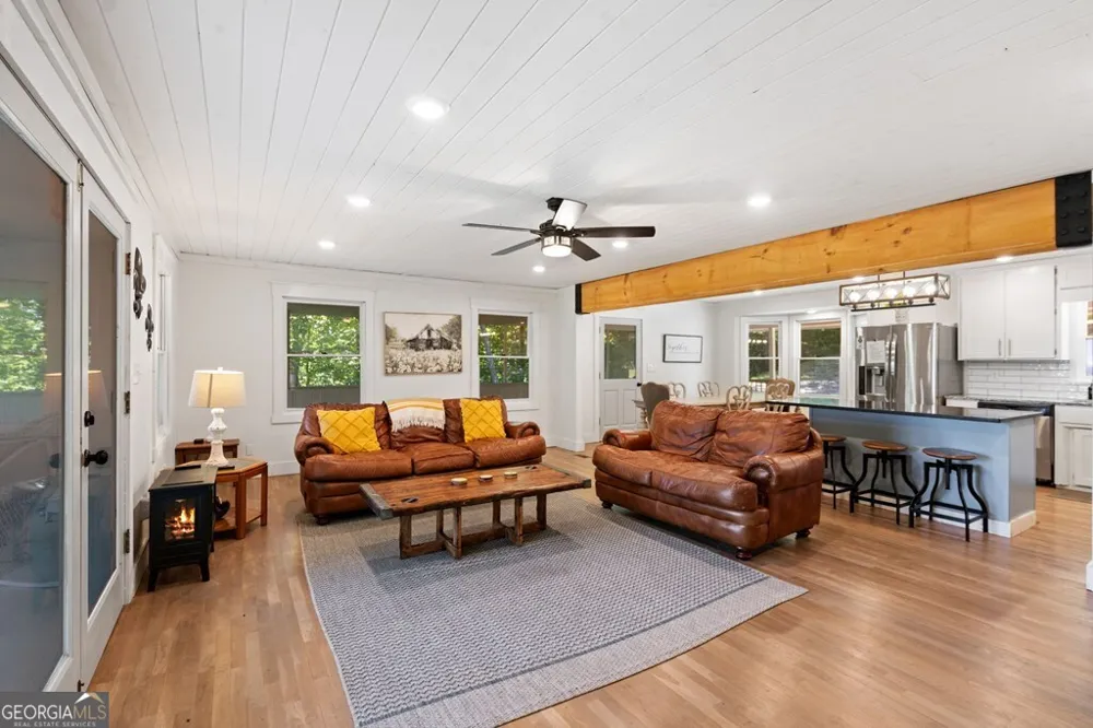 760 River Bend LN Blue Ridge, GA 30513