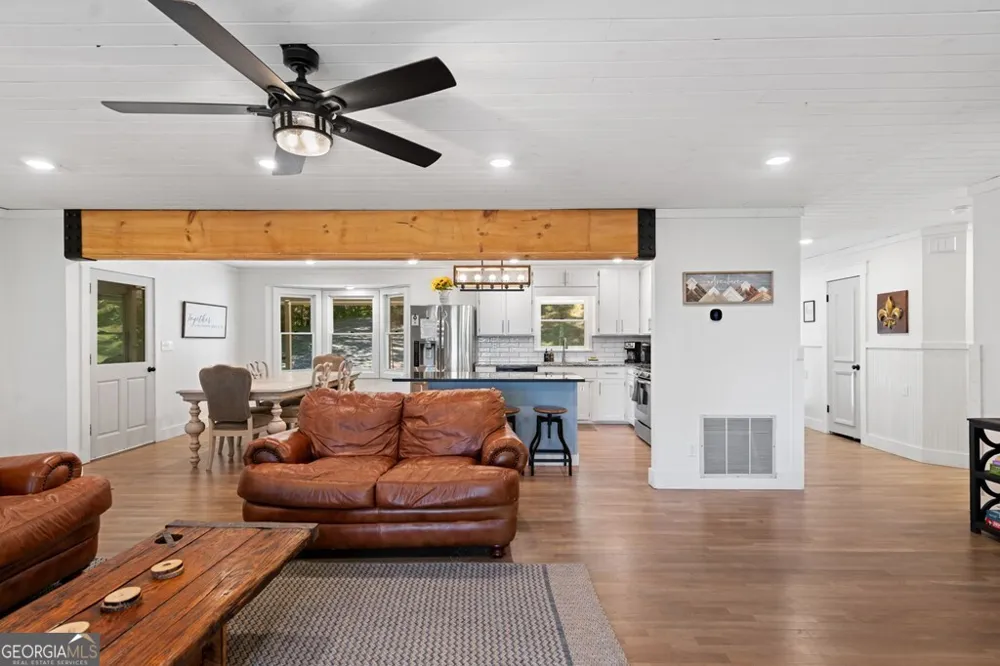 760 River Bend LN Blue Ridge, GA 30513
