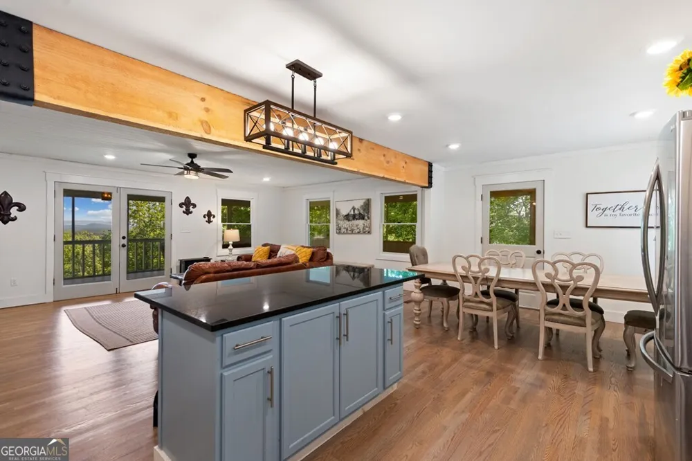 760 River Bend LN Blue Ridge, GA 30513