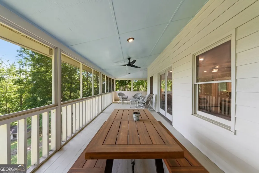 760 River Bend LN Blue Ridge, GA 30513