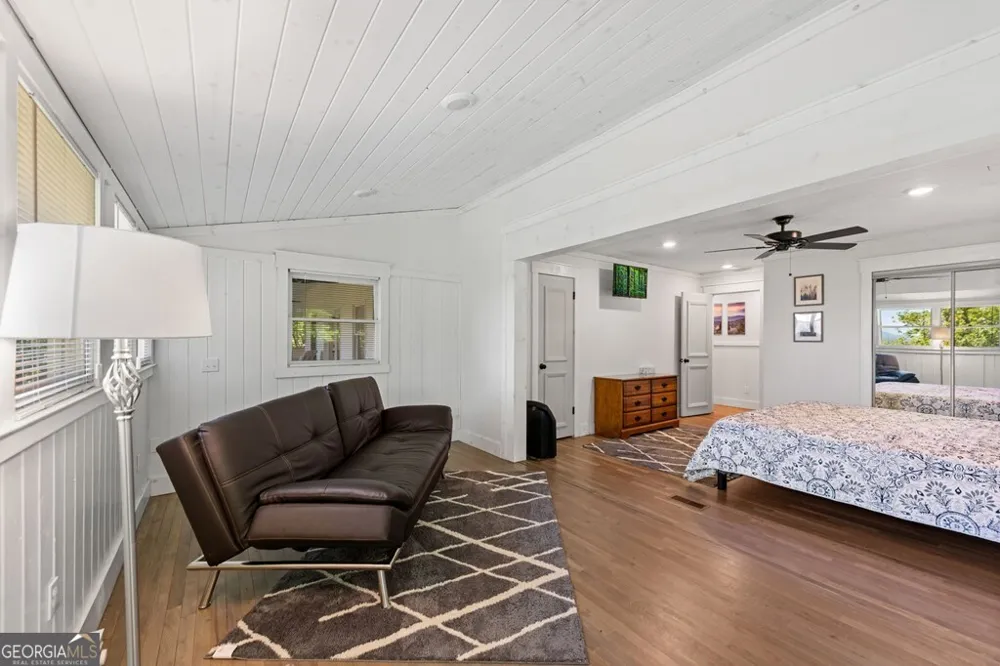 760 River Bend LN Blue Ridge, GA 30513