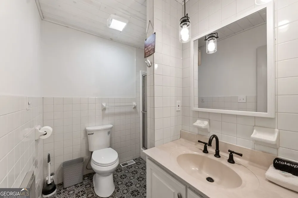 760 River Bend LN Blue Ridge, GA 30513